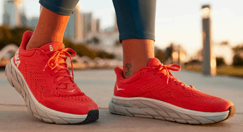 receta Investigación suelo How to Find the Best Running Shoes for High Arches